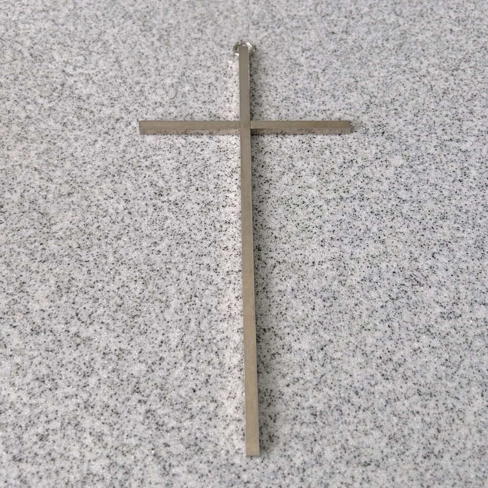 CROSS Contemporary Modern Silver color Metal Wall hanging Home decor Like new - Picture 8 of 11